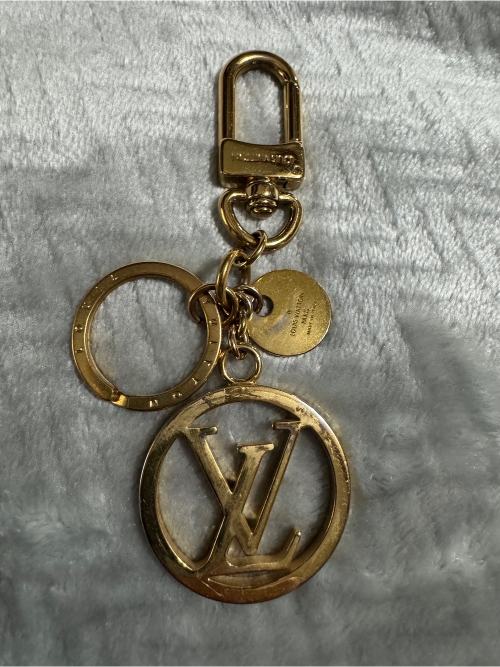 Louis Vuitton Gold Plated LV Circle Keyring Charm